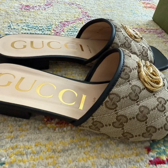 Gucci Women's Tan GG Logo Mules with Gold Accent - Picture 12 of 13